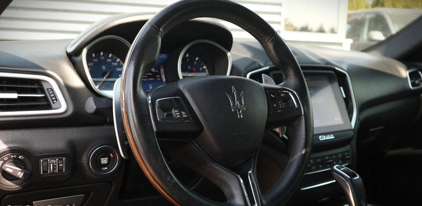 Maserati Ghibli cena 189900 przebieg: 79000, rok produkcji 2019 z Słupca małe 497